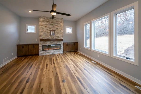 Custom Home Building: The Benefits of Designing Multi-Generational Living Spaces