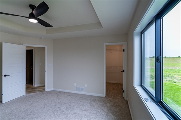 Custom Home Building: Designing a Home Office That Boosts Productivity