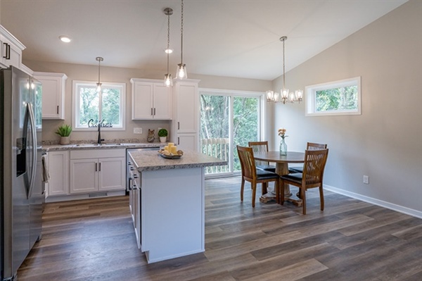 New Custom Homes in Rochester: Blending City Convenience & Neighborhood Charm at Woodcrest Addition